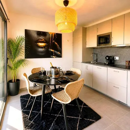 Apartament Luxury Modern Flat & Panoramic View & Wifi Nicea