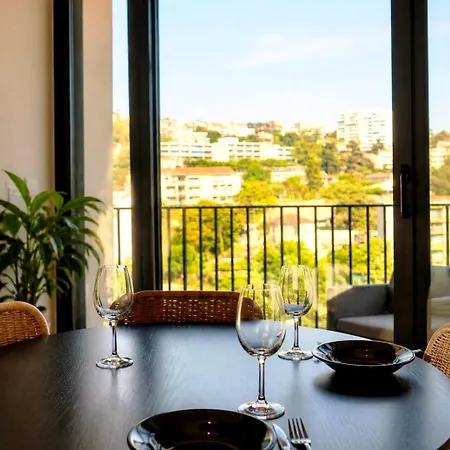 Luxury Modern Flat & Panoramic View & Wifi Apartament