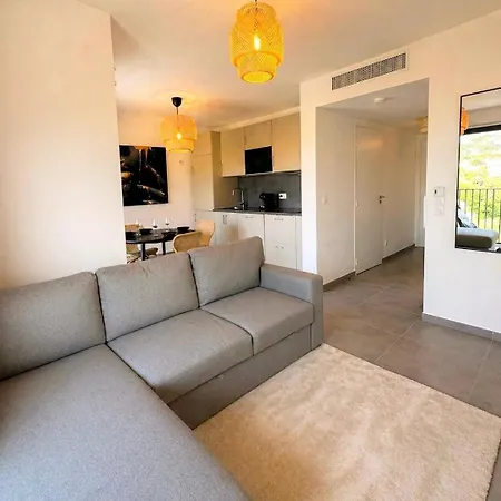 Luxury Modern Flat & Panoramic View & Wifi * Nicea